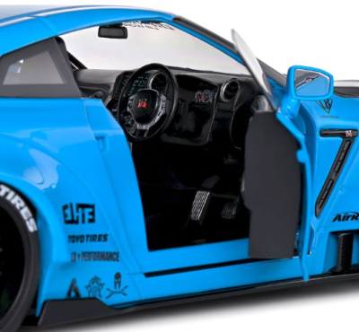 Метален автомобил Nissan GT-R 1:18 SOLIDO 1805817