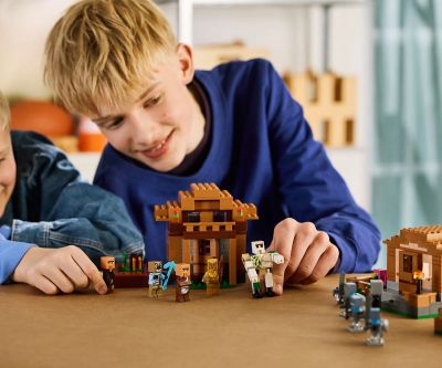 Конструктор Атака на селището на заклинателите LEGO Minecraft 21596
