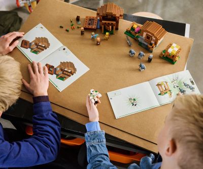 Конструктор Атака на селището на заклинателите LEGO Minecraft 21596