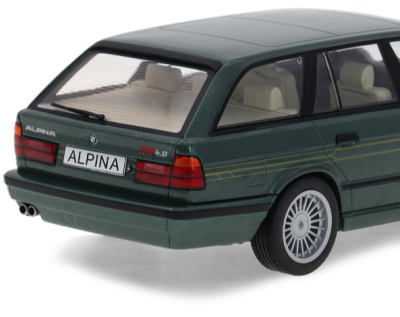Метална кола BMW Alpina B10 4.6 Touring Model Car Group 18331