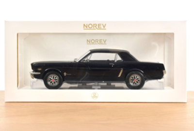 Колекционерска метална кола Ford Mustang Coupe 1:18 NOREV 182805