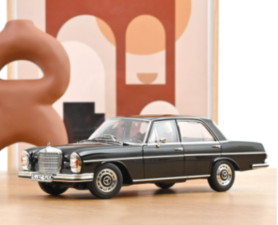 Колекционерска метална кола Mercedes Benz 280 SE 1:18 NOREV 183360