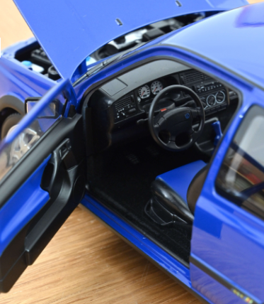 Колекционерска метална кола Volkswagen Golf GTI 1:18 NOREV 188506
