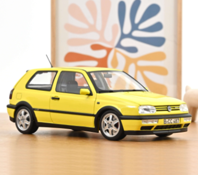 Колекционерска метална кола Volkswagen Golf GTI 1:18 NOREV 188507