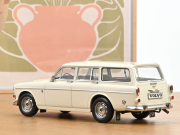 Колекционерска метална кола Volvo Amazon Break 1:18 NOREV 188750