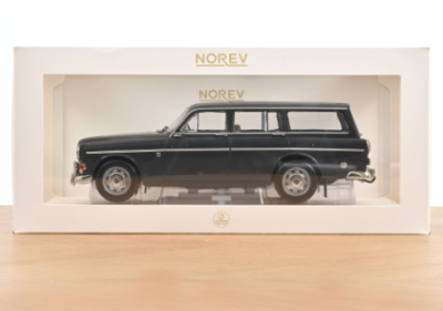 Колекционерска метална кола Volvo Amazon Break 1:18 NOREV 188751