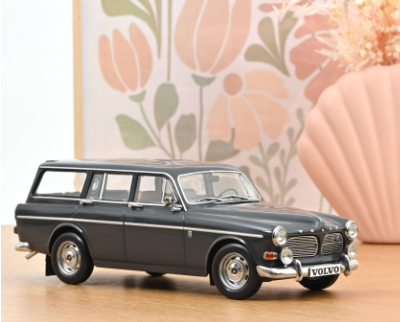 Колекционерска метална кола Volvo Amazon Break 1:18 NOREV 188751