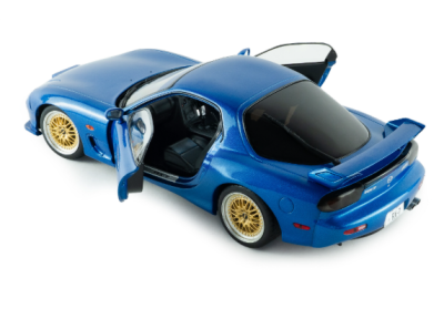 Метален автомобил Mazda RX7 FD3S 1:18 SOLIDO 1810611