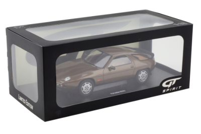 Колекционерска кола Porsche 928 S 1:18 GT SPIRIT GT1005