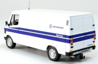 Колекционерски метален бус Mercedes 208 D transporter 1:18 KK Scale 180302
