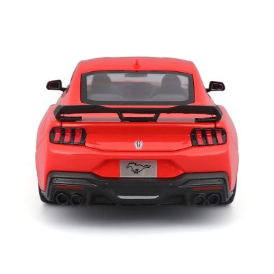 Метална кола Ford Mustang Darkhorse Червен 1:24 Maisto 32925