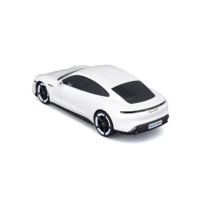 Кола с радио контрол Porsche Taycan Turbo S 1:24 MAISTO TECH 81528