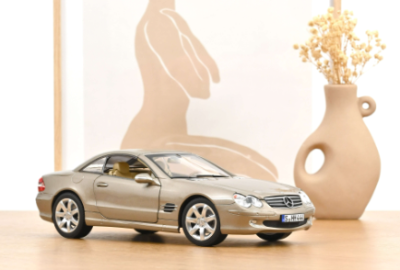 Колекционерска метална кола Mercedes Benz SL 500 1:18 NOREV 183843
