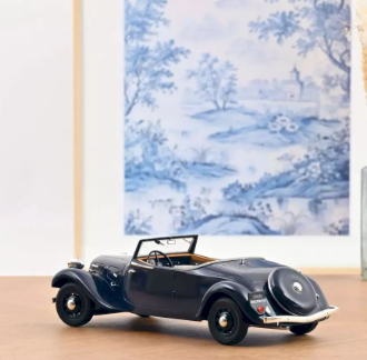 Колекционерска метална кола Citroen Traction Cabriolet 1:18 NOREV 0191104