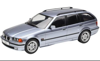 Метална кола BMW 3 Touring Model Car Group 18365