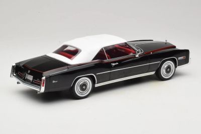 Метална кола Cadillac Eldorado Convertible Model Car Group 18473