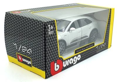 Метална кола Porsche Macan Turbo Electric 1:24 Bburago 18/21114
