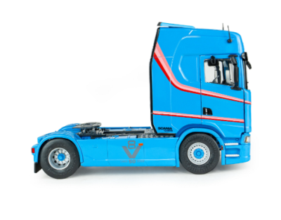 Метален камион влекач Scania 580S HighLine 113 TRIBUTE 1:24 SOLIDO 2400307