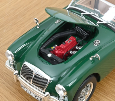 Колекционерска метална кола MGA British Racing 1:18 NOREV 182610