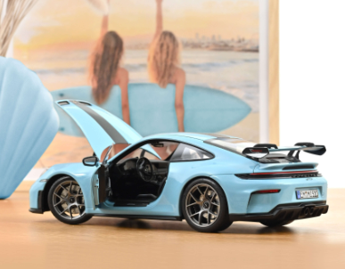 Колекционерска метална кола Porsche 911 GT3 1:18 NOREV 187000
