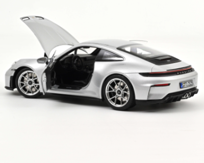 Колекционерска метална кола Porsche 911 GT3 1:18 NOREV 187002