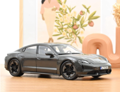 Колекционерска метална кола Porsche Taycan Turbo S 1:18 NOREV 187654
