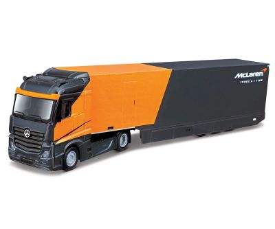 Метален камион автовоз Mercedes Benz McLaren team F1 1/43 Bburago 38401 