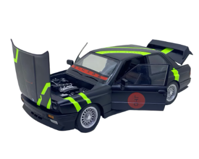 Метален автомобил BMW E30 M3 DTM 1/24 черен