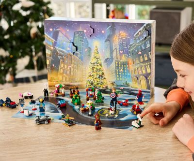 Конструктор Коледен календар 2026 година LEGO Marvel Super Heroes 76340