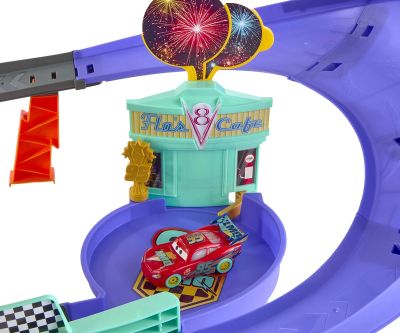 Писта лупинг със Светкавицата Маккуин DIsney and Pixar Cars Race Mattel JMT57