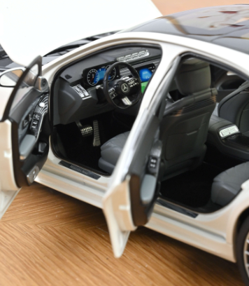 Колекционерска метална кола Mercedes Benz S Class AMG Line 1:18 NOREV 183807