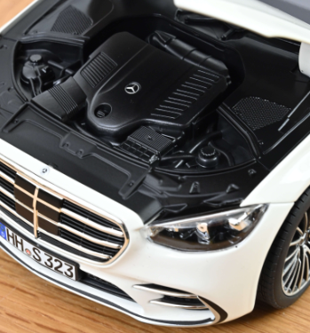 Колекционерска метална кола Mercedes Benz S Class AMG Line 1:18 NOREV 183807