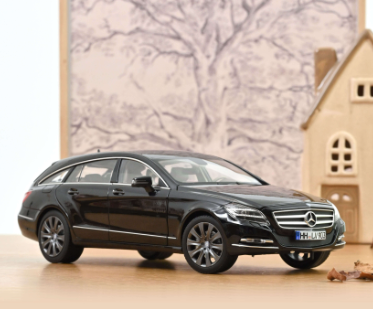 Колекционерска метална кола Mercedes Benz CLS Shooting Brake 1:18 NOREV 183944