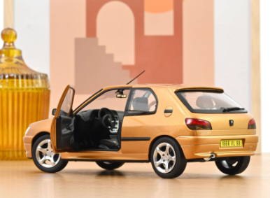 Колекционерска метална кола Peugeot 306 S16 1:18 NOREV 184940