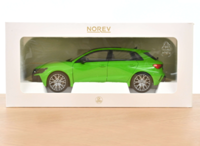 Колекционерска метална кола Audi RS 3 Sportback 1:18 NOREV 188390