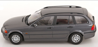 Колекционерска метална кола BMW 3 E46 Touring 1:18 KK Scale 181463