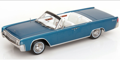 Колекционерска метална кола Lincoln Continental Convertible 1:18 KK Scale 181524