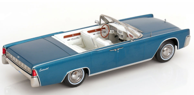 Колекционерска метална кола Lincoln Continental Convertible 1:18 KK Scale 181524