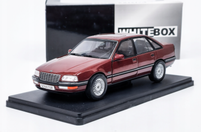 Метална кола Opel Senator B WHITE BOX 124273