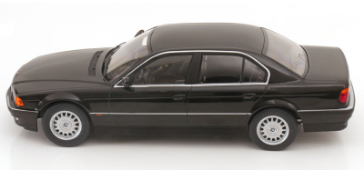 Метална кола BMW 740i E38 KK Scale 1:18 KKDC180366