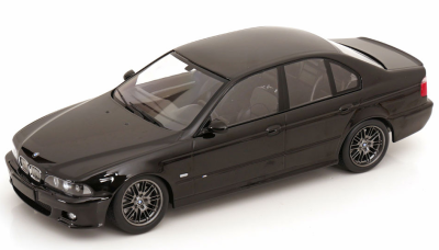 Колекционерска метална кола BMW M5 E39 1:18 KK Scale 181623