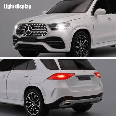 Метален автомобил Mercedes GLE 1/24