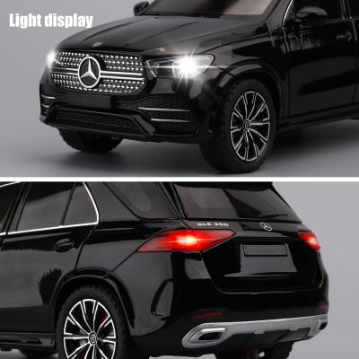 Метален автомобил Mercedes GLE 1/24 зелен