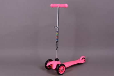 Тротинетка/скутер със светещи силиконови колела розова
