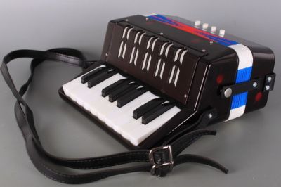 Детски акордеон с 17 клавиша