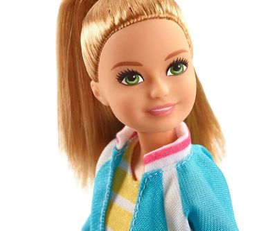 Кукла Barbie Барби турист Стейси на път