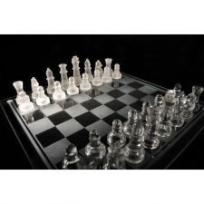 Луксозен Стъклен шах игра с прозрачно стъкло 35 x 35 cm 