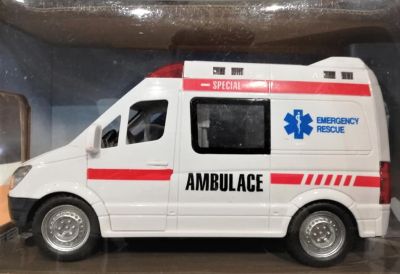 Детска линейка Ambulance с радио контрол волан