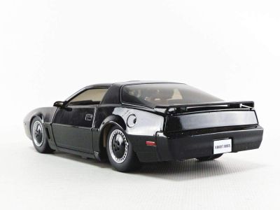 Метален автомобил Kitt Knight Rider 1:24 Jada Toys 253255000
