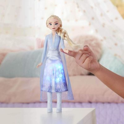 FROZEN Кукла Елза със Светеща рокля Замръзналото кралство 2 